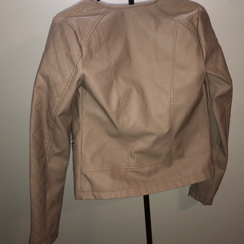 Leather jacket - Picture 3 of 5